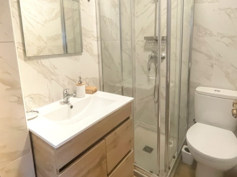 30E6276B-6F05-446D-9806-58FE5AA6E3A0_1_102_o_Balanced